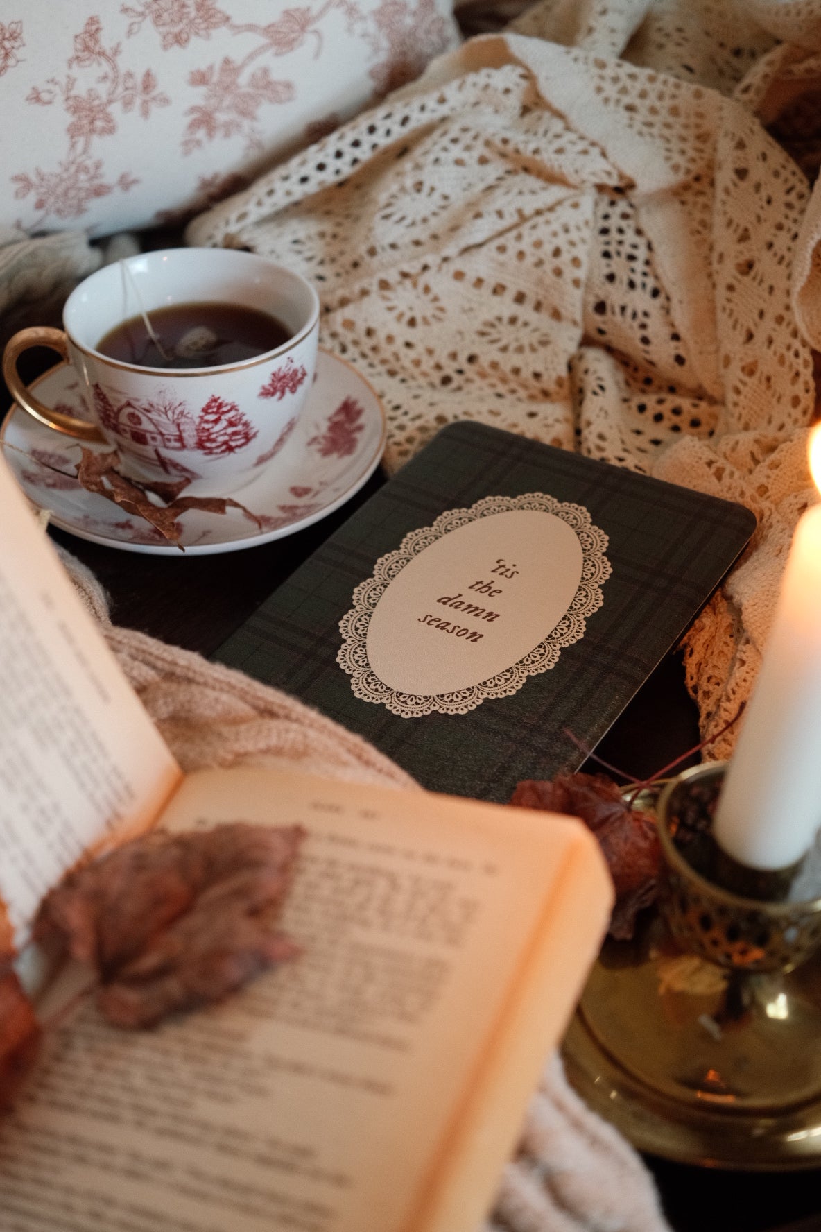 'Tis The Damn Season - Kindle Case