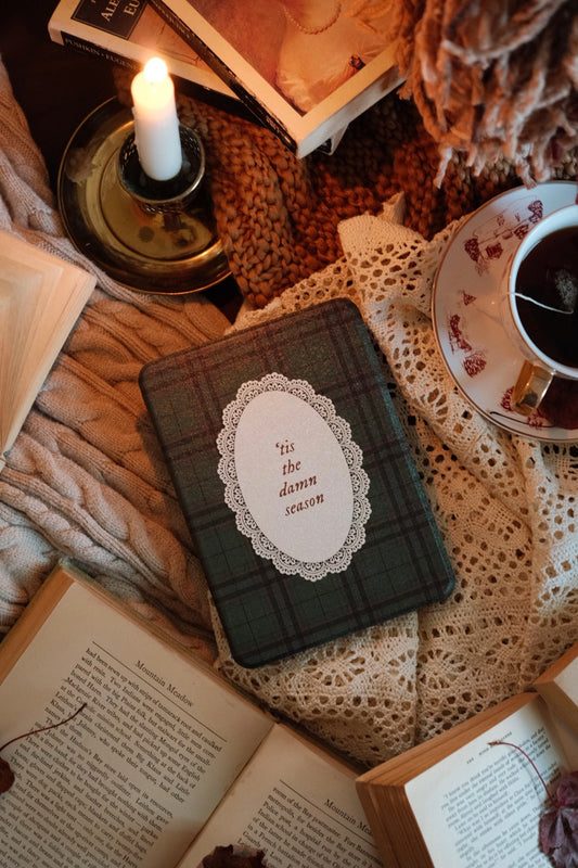 'Tis The Damn Season - Kindle Case