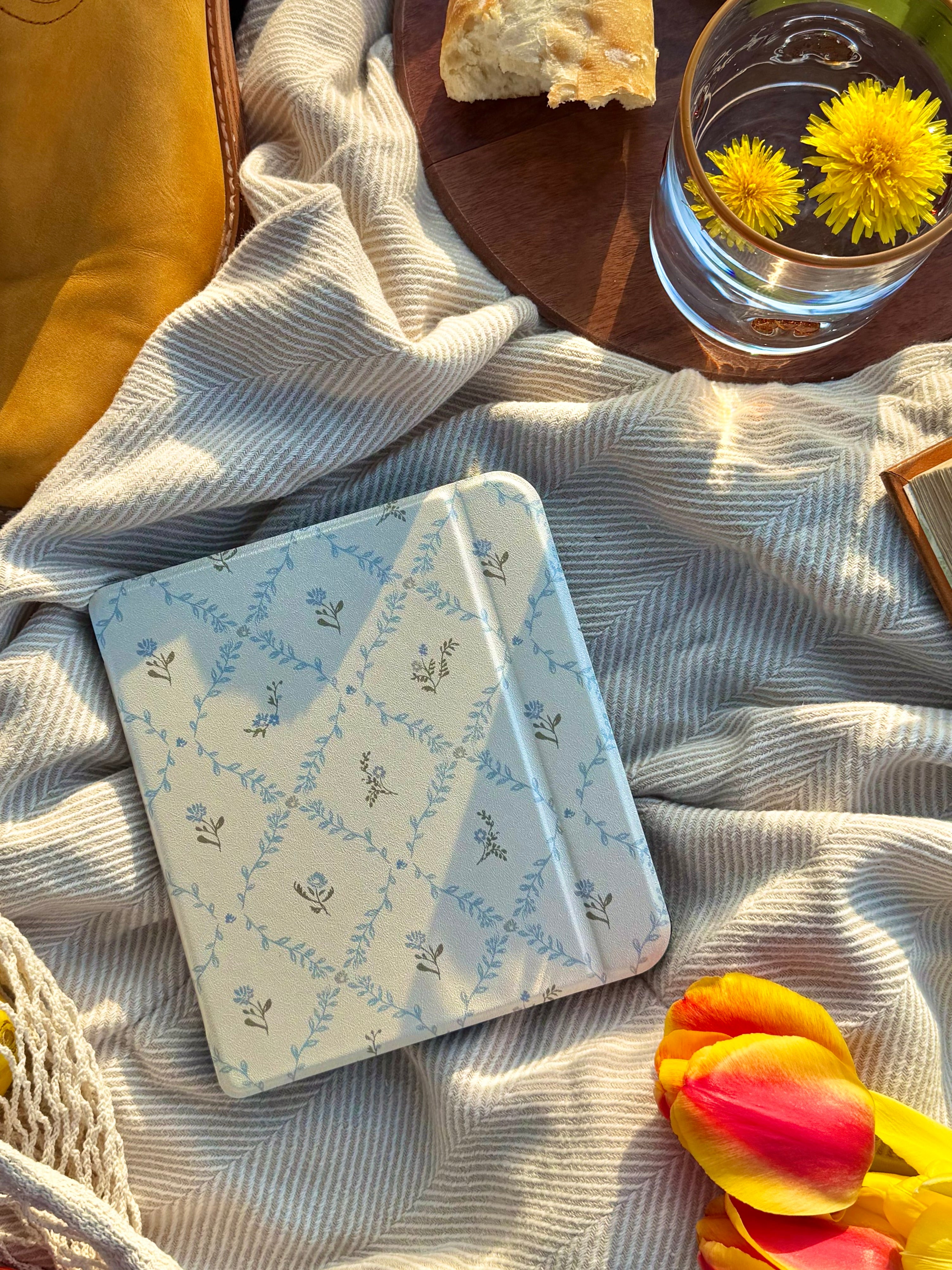 Betty - Kobo Case
