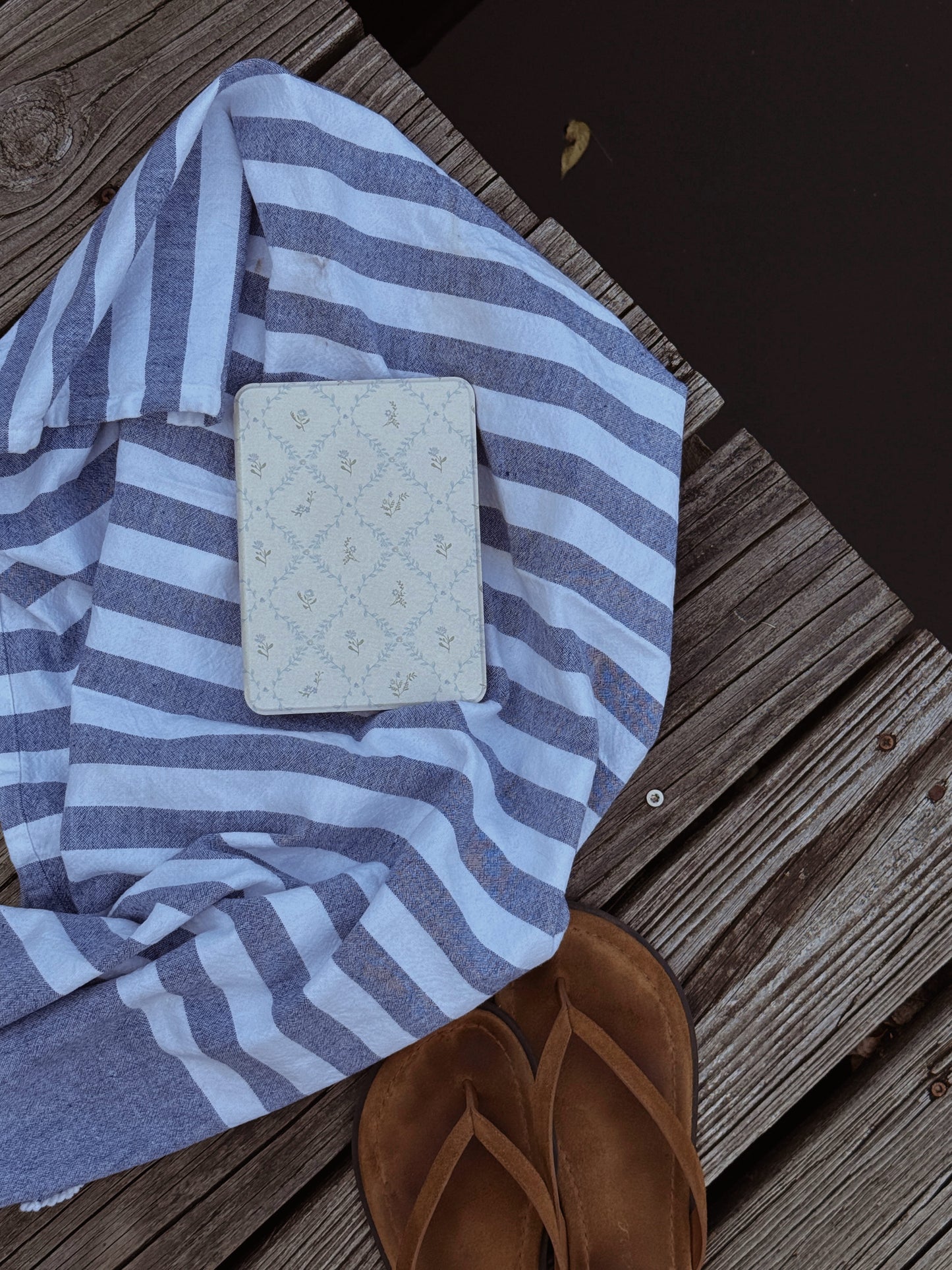 Betty - Kindle Case